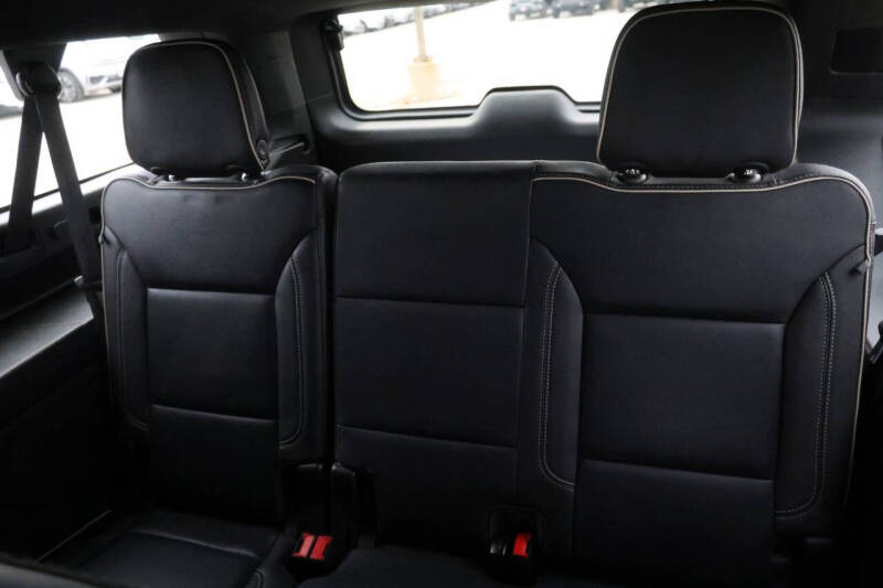 2022 GMC Yukon XL SLT