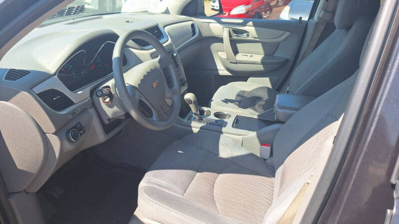 2017 Chevrolet Traverse LS