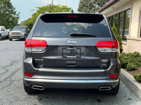 2021 Jeep Grand Cherokee Summit