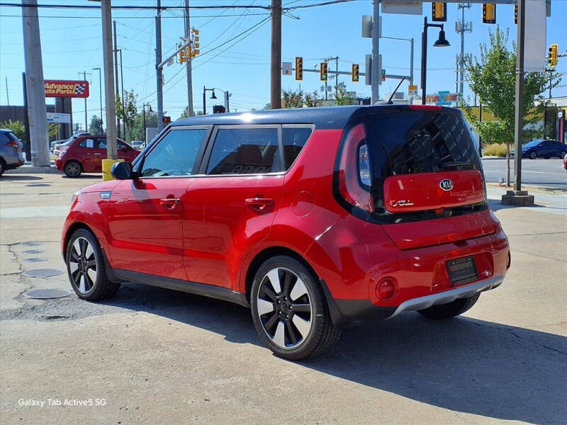 2019 Kia Soul +
