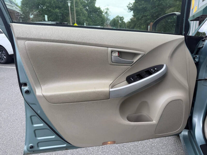 2012 Toyota Prius Three