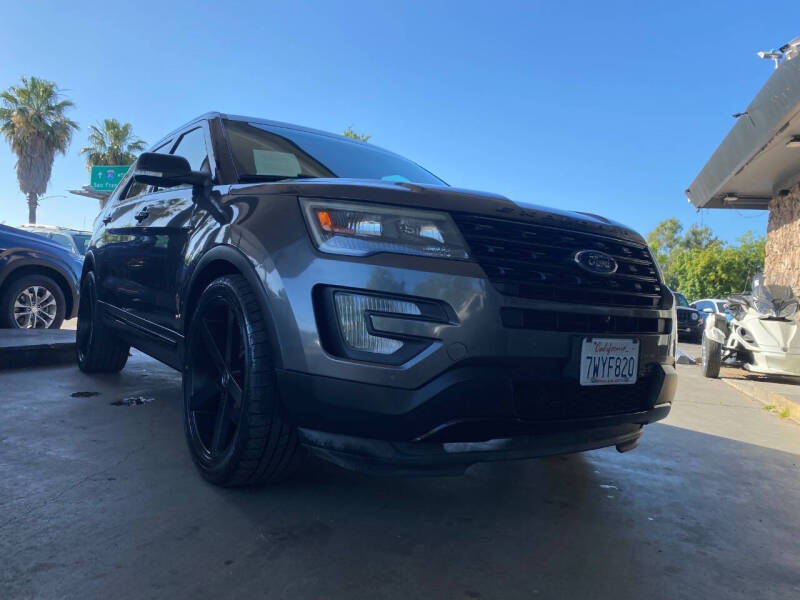 2017 Ford Explorer Sport