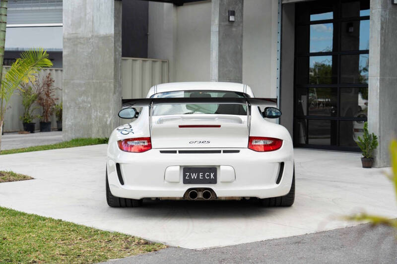 2011 Porsche 911 GT3 RS