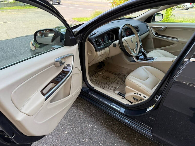 2016 Volvo S60 T5 Premier