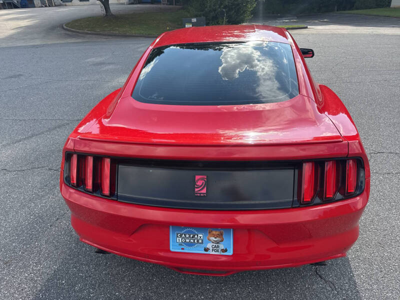 2015 Ford Mustang V6