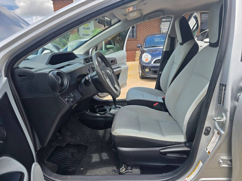 2014 Toyota Prius c Four