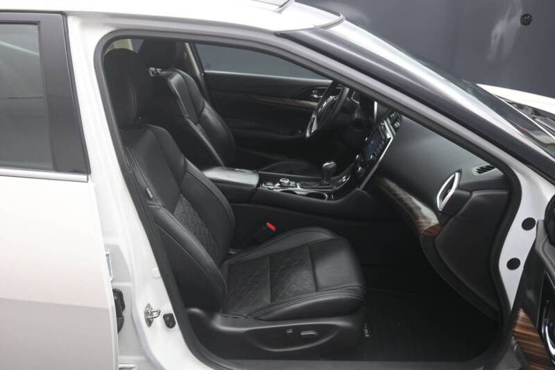 2016 Nissan Maxima Platinum