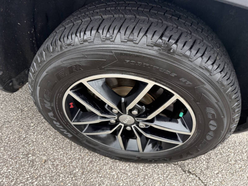 2017 Jeep Grand Cherokee Trailhawk