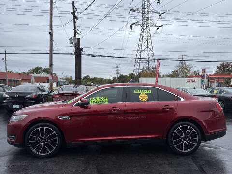 2018 Ford Taurus SEL