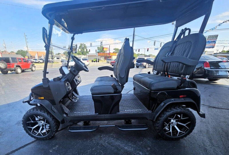 2025 Denago Rover XL