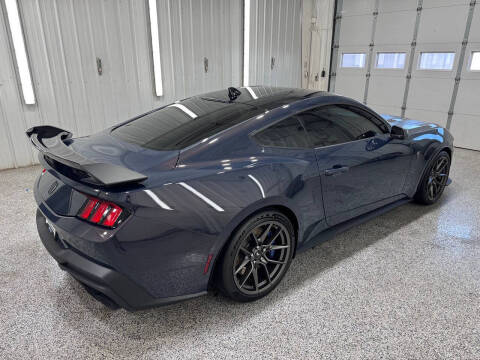 2025 Ford Mustang Dark Horse