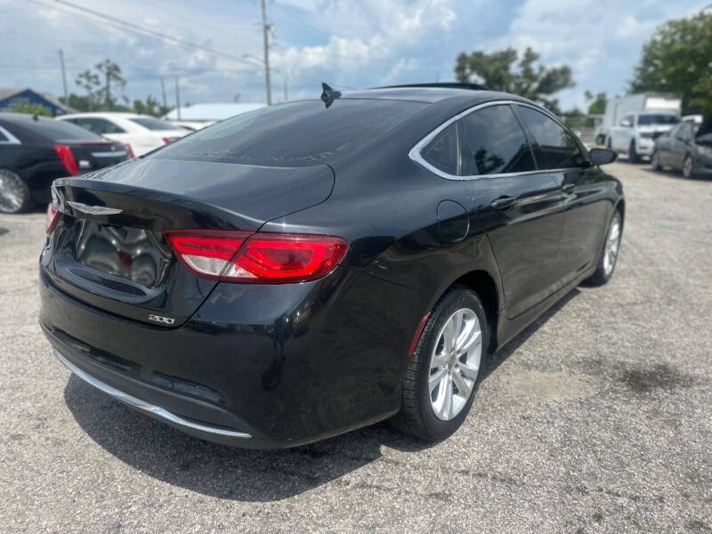 2016 Chrysler 200 Limited