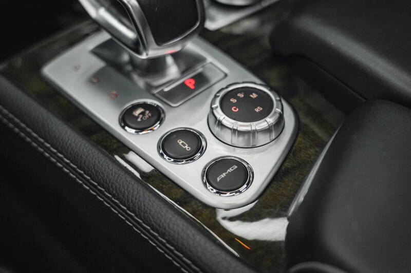 2015 Mercedes-Benz SL-Class SL 63 AMG