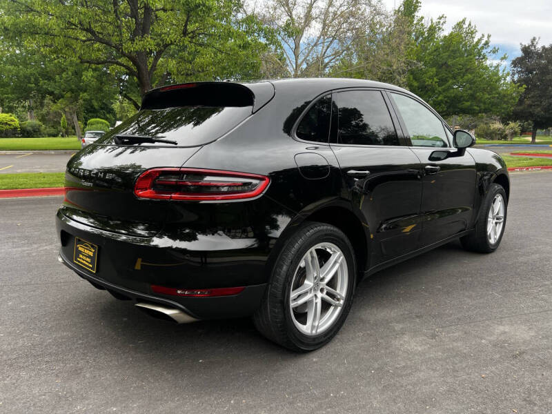 2018 Porsche Macan