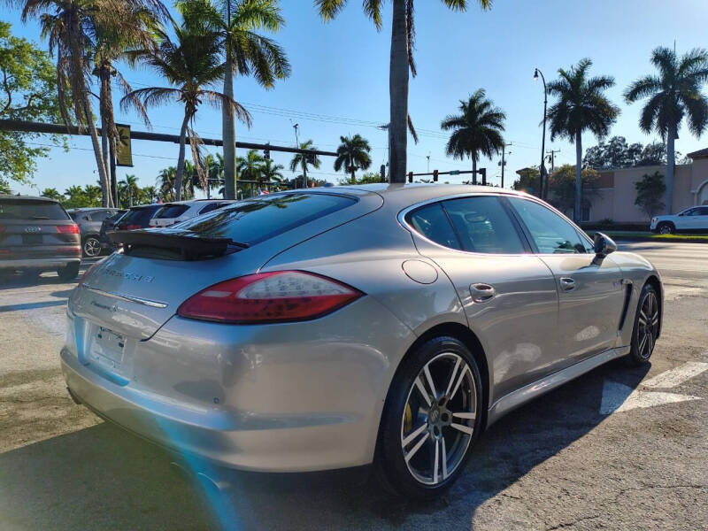 2013 Porsche Panamera S Hybrid