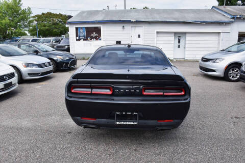 2015 Dodge Challenger R/T Scat Pack
