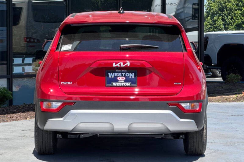 2026 Kia Niro LX