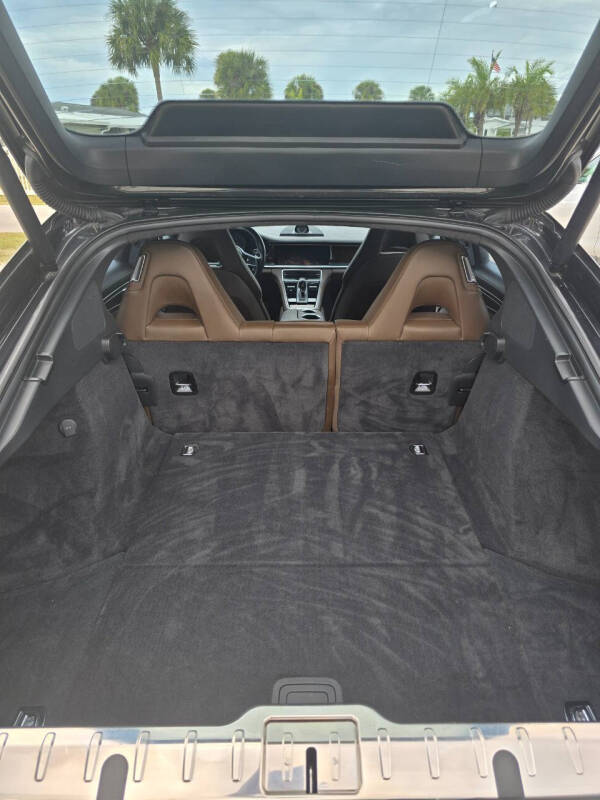 2017 Porsche Panamera Turbo