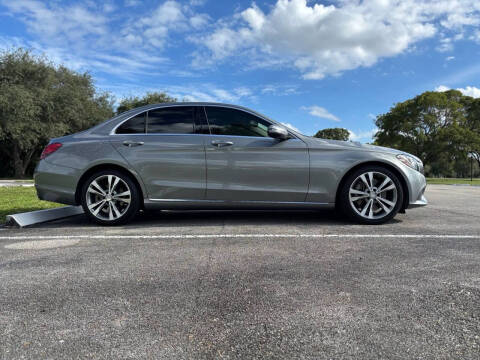 2016 Mercedes-Benz C-Class