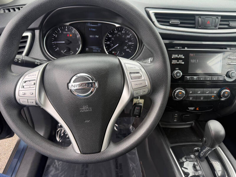 2016 Nissan Rogue SV