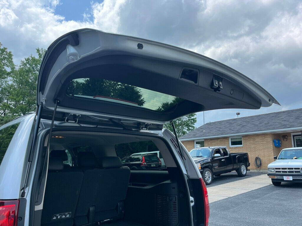 2013 Chevrolet Suburban 36