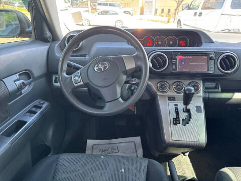 2014 Scion xB