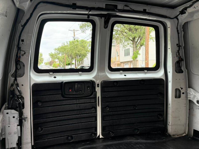 2018 Chevrolet Express 2500