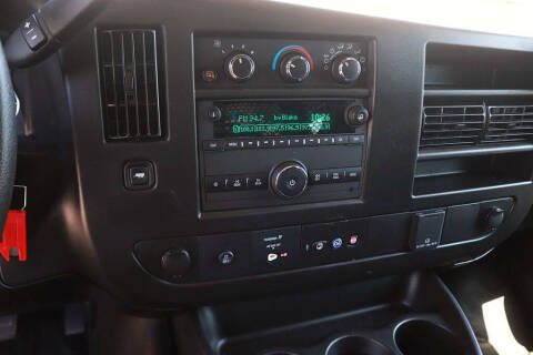 2025 GMC Savana 2500