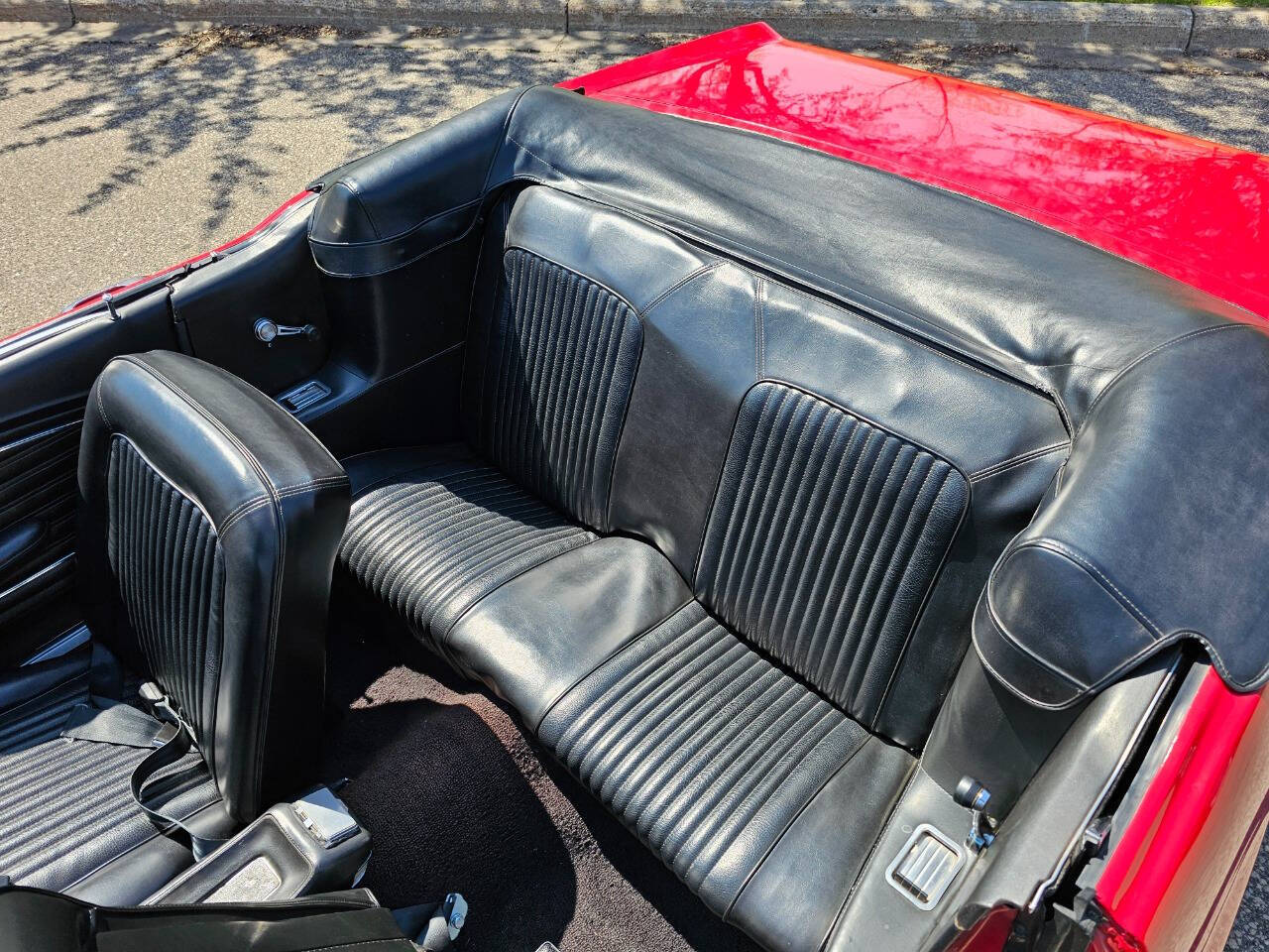 1968 Ford Mustang 40