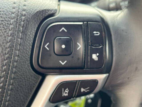 2017 Toyota Highlander LE Plus
