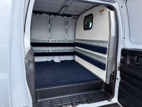 2018 Chevrolet Express 2500