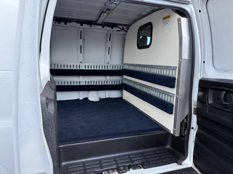 2018 Chevrolet Express 2500