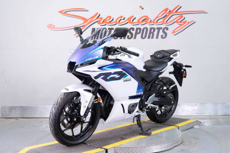 2025 Yamaha YZF-R3