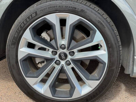 2021 Audi Q3 quattro S line Prem Plus 45 TFSI