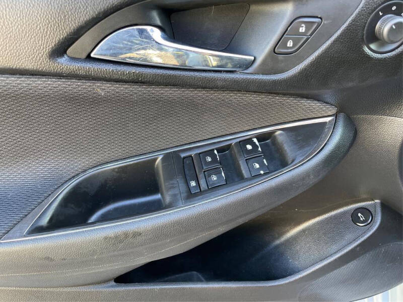 2018 Chevrolet Cruze LS Auto