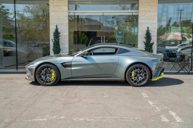 2020 Aston Martin Vantage 37