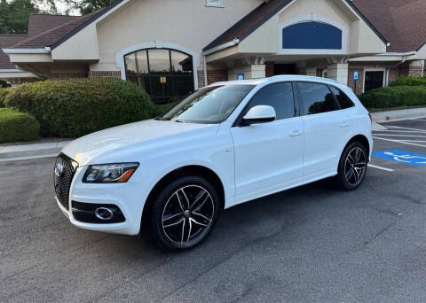 2012 Audi Q5 3.2 quattro Premium Plus
