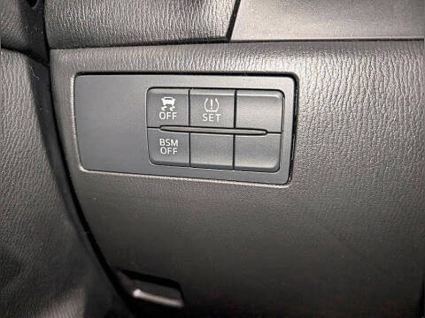 2016 Mazda MAZDA3 i Touring