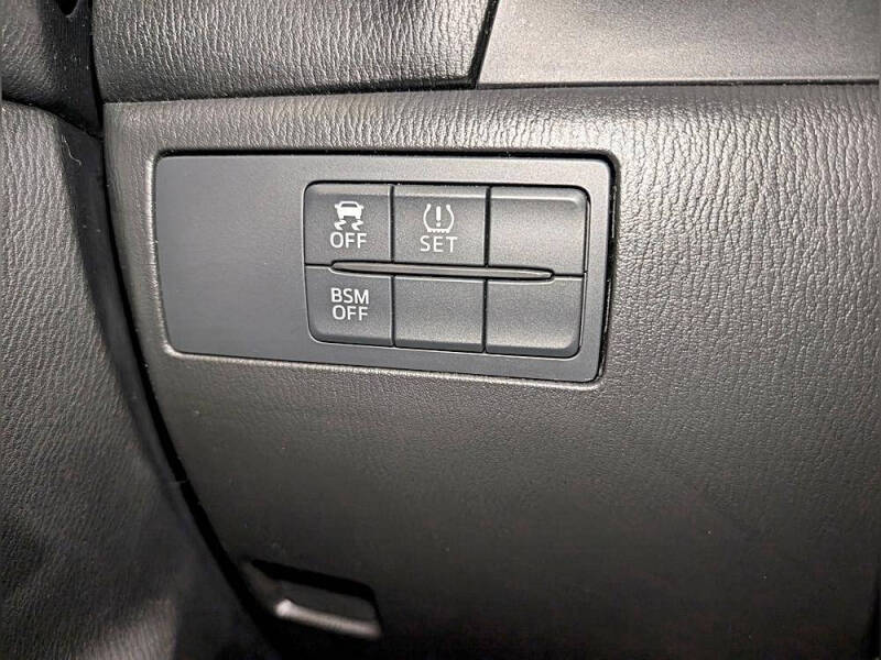 2016 Mazda MAZDA3 i Touring