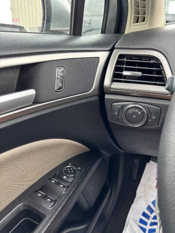 2020 Ford Fusion S