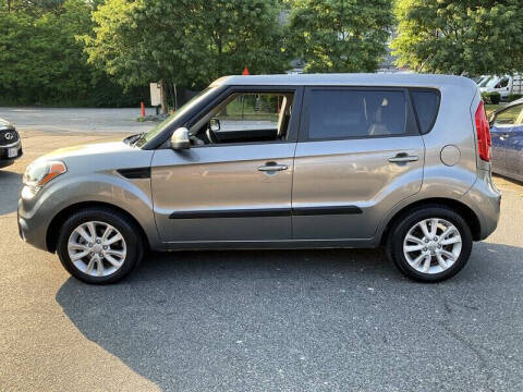 2013 Kia Soul +