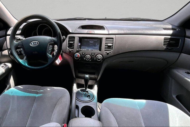 2010 Kia Optima LX