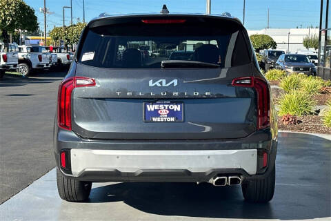 2023 Kia Telluride S
