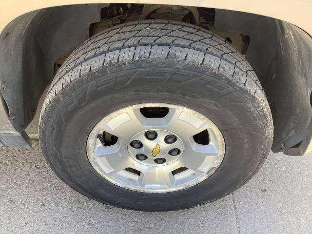 2011 Chevrolet Suburban LT