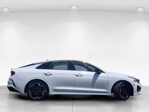 2023 Kia K5