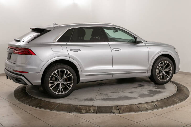 2020 Audi Q8 quattro Premium Plus 55 TFSI