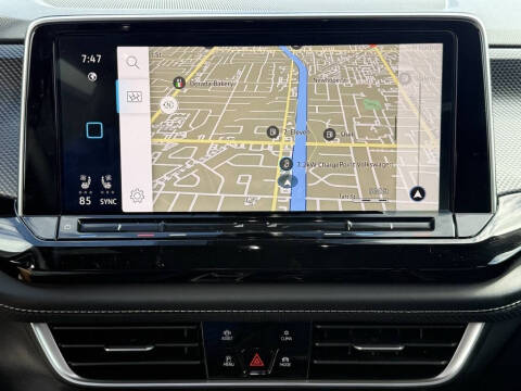 2026 Volkswagen Atlas Cross Sport SEL R-Line Black 4Motion