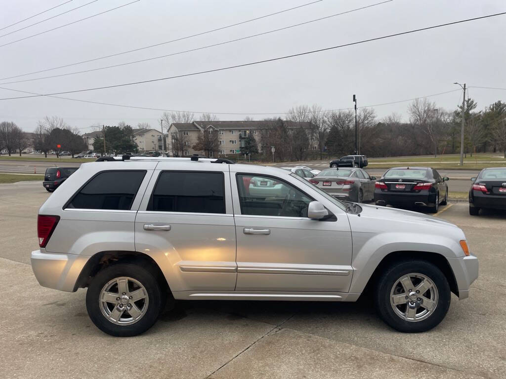 2007 Jeep Grand Cherokee for sale at Martinson's Used Cars in Altoona, IA