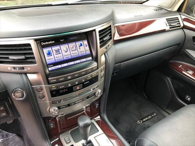 2014 Lexus LX 570