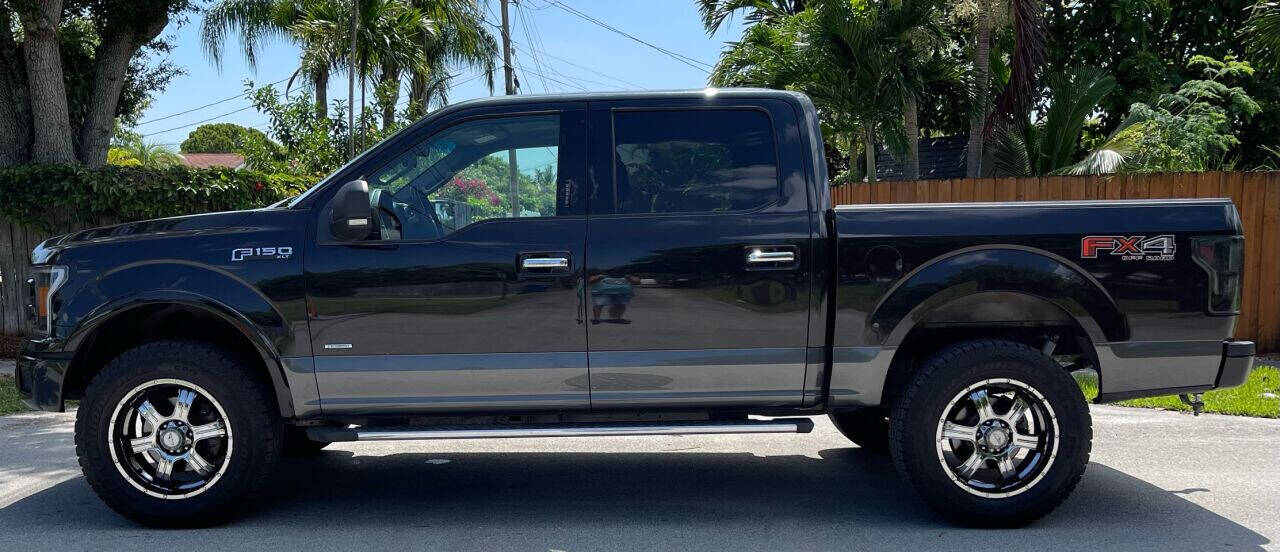 2015 Ford F-150  - $17,945